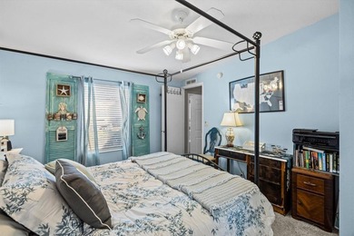 WOW! HUGE PRICE REDUCTION!! Tucked away in a corner on a - photo 23