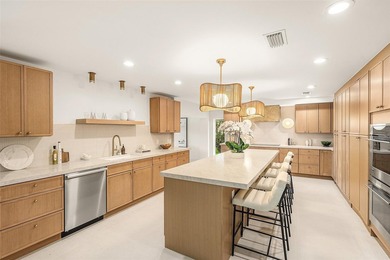 Nestled on a quiet cul-de-sac within the prestigious Seagate - photo 1