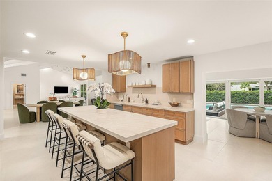 Nestled on a quiet cul-de-sac within the prestigious Seagate - photo 4