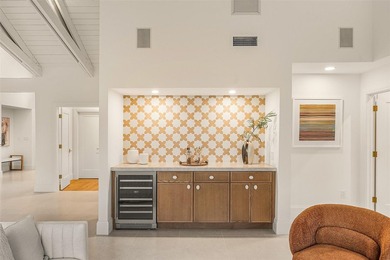 Nestled on a quiet cul-de-sac within the prestigious Seagate - photo 10