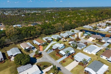 WOW! HUGE PRICE REDUCTION!! Tucked away in a corner on a - photo 44