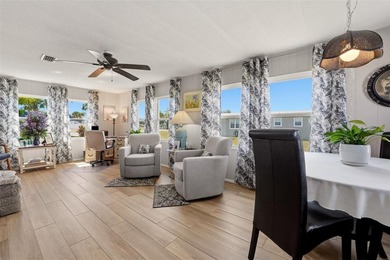 Welcome to this spacious, triple wide home, turnkey furnished - photo 8