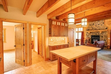Experience the best of mountain living in this exceptional - photo 8