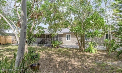 Welcome to 257 Marion Street in Indian Harbour Beach a charming - photo 11