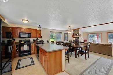Rare opportunity! Lakefront home on .8 acre with million-dollar - photo 12