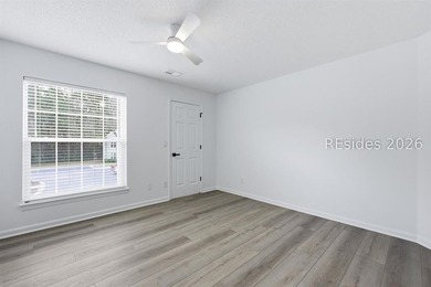 Welcome to The Estates at Westbury! Renovated in 2026! This - photo 20