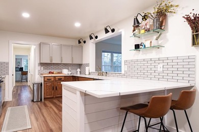 Welcome home to this well-maintained, tastefully updated brick - photo 22
