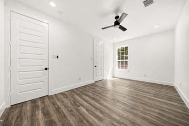 Modern-contemporary style with 4 BR 2 baths nestled on .26 acres - photo 25