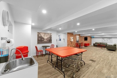 Location & Luxury! Welcome to 'The Windsor' at 21 Barstow - one - photo 26