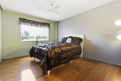 Calling ALL GOLFERS & SNOWBIRDS! Pristine, Beautiful & LARGE, 3 - photo 26