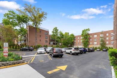 Location & Luxury! Welcome to 'The Windsor' at 21 Barstow - one - photo 29