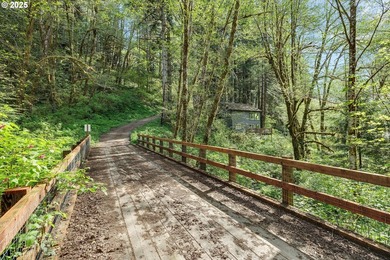 Rare opportunity! Lakefront home on .8 acre with million-dollar - photo 37