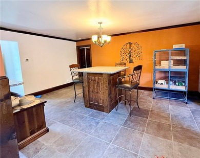 Welcome home to this beautifully maintained 3-bedroom, 2-bath - photo 38