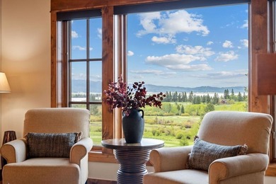 Penthouse Perfection with Panoramic Lake, Golf Course & Mountain - photo 2