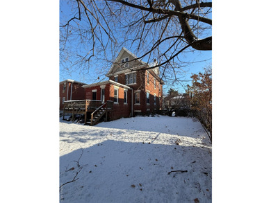 Detached One-Family Home in Prime Auburndale, Flushing (R3X - photo 3