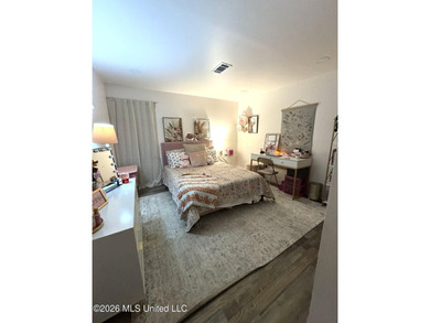 Welcome to this charming 3-bedroom, 2-bath farmhouse retreat - photo 15