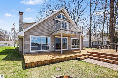 MOTIVATED SELLER!!!!!TURNKEY LAKEFRONT HOME ON ALL SPORTS LONG - photo 5