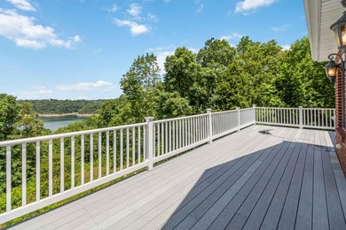 Rare Opportunity! Welcome to this stunning custom built - photo 17