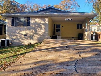 White Oak Lake - Izard County Home For Sale in Horseshoe Bend Arkansas