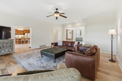 Rare Opportunity! Welcome to this stunning custom built - photo 47
