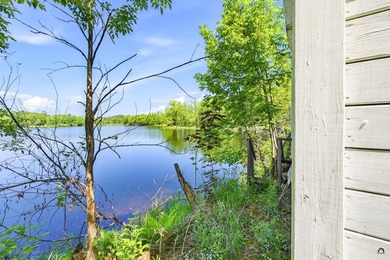 A rare opportunity to enjoy spacious riverfront living in the - photo 7