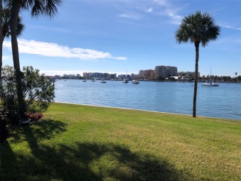 Lake Condo Off Market in Clearwater, Florida