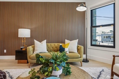 Thoughtfully renovated in 2023, this exceptional bi-level upper - photo 17