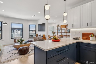 Thoughtfully renovated in 2023, this exceptional bi-level upper - photo 29