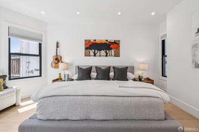 Thoughtfully renovated in 2023, this exceptional bi-level upper - photo 33