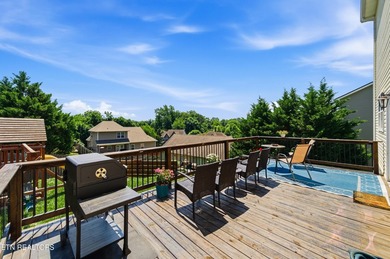 Beautiful two-story home located in the desirable Karn's - photo 35