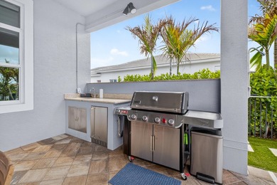 PRICE IMPROVED - GORGEOUS LANDSCAPED BACKYARD w/artificial turf - photo 37