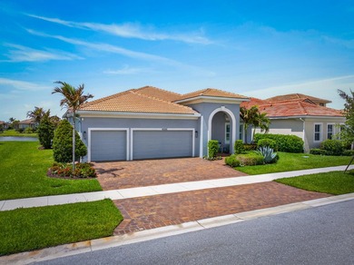 PRICE IMPROVED - GORGEOUS LANDSCAPED BACKYARD w/artificial turf - photo 43