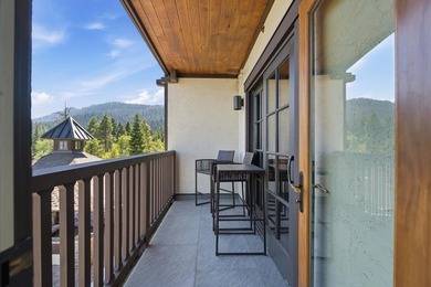 Beautifully updated residence in the Lodge at Osprey Meadows - photo 8