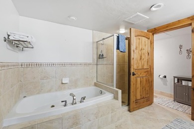 Beautifully updated residence in the Lodge at Osprey Meadows - photo 10