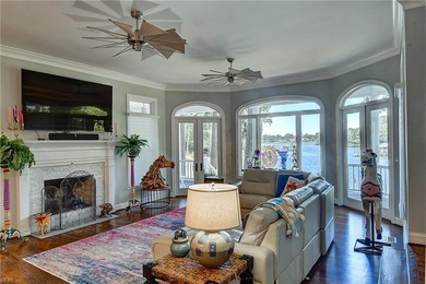Custom exquisite home situated on a 1.2 acre waterfront - photo 11