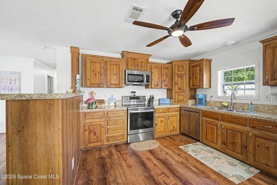 Welcome to Florida Living. Situated within the Barefoot Bay - photo 12