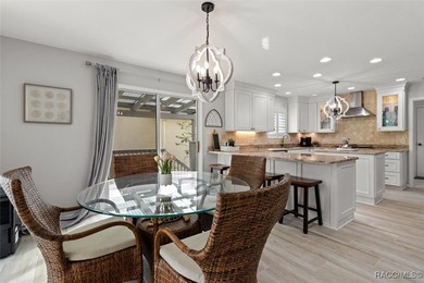 Here's your chance to live where others vacation! This gorgeous - photo 20