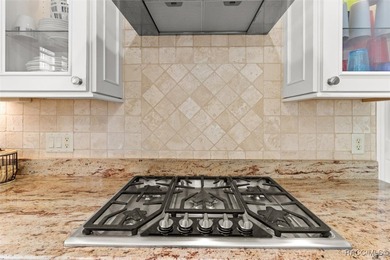 Here's your chance to live where others vacation! This gorgeous - photo 25
