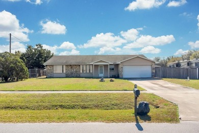 Lake Tohopekaliga Home Sale Pending in Kissimmee Florida