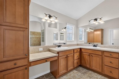 Virtually Staged. Welcome to this FANTASTIC 3/2 Designer Lilac - photo 32