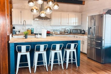 Escape to your own private Ozarks retreat on 52 more or less