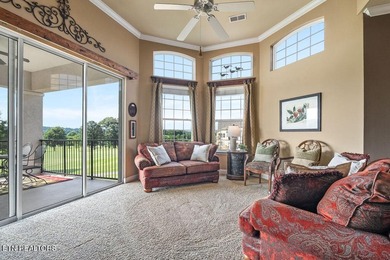 3 bedroom, 2 bath top-floor condo unit with spectacular views - photo 5