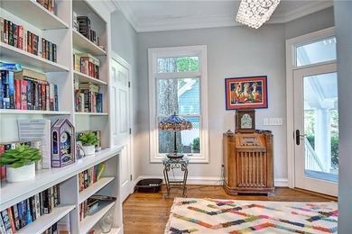Custom exquisite home situated on a 1.2 acre waterfront - photo 38