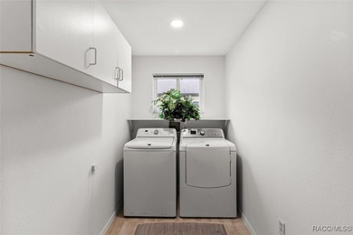 Here's your chance to live where others vacation! This gorgeous - photo 46