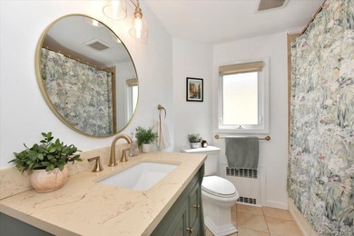 Welcome to this beautiful home located in the heart of Merrick - photo 17