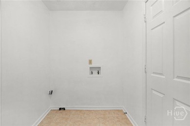 Nestled in the established Kings Grant subdivision, this - photo 25