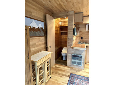 MOUNTAIN LIVING AT ITS BEST! Nestled on a beautifully wooded 1 - photo 31