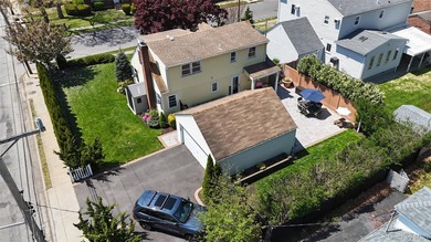 Welcome to this beautiful home located in the heart of Merrick - photo 33