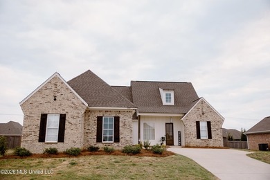 Beautiful Like-New Home on Quiet Cul-de-Sac Located within the - photo 2