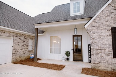 Beautiful Like-New Home on Quiet Cul-de-Sac Located within the - photo 4